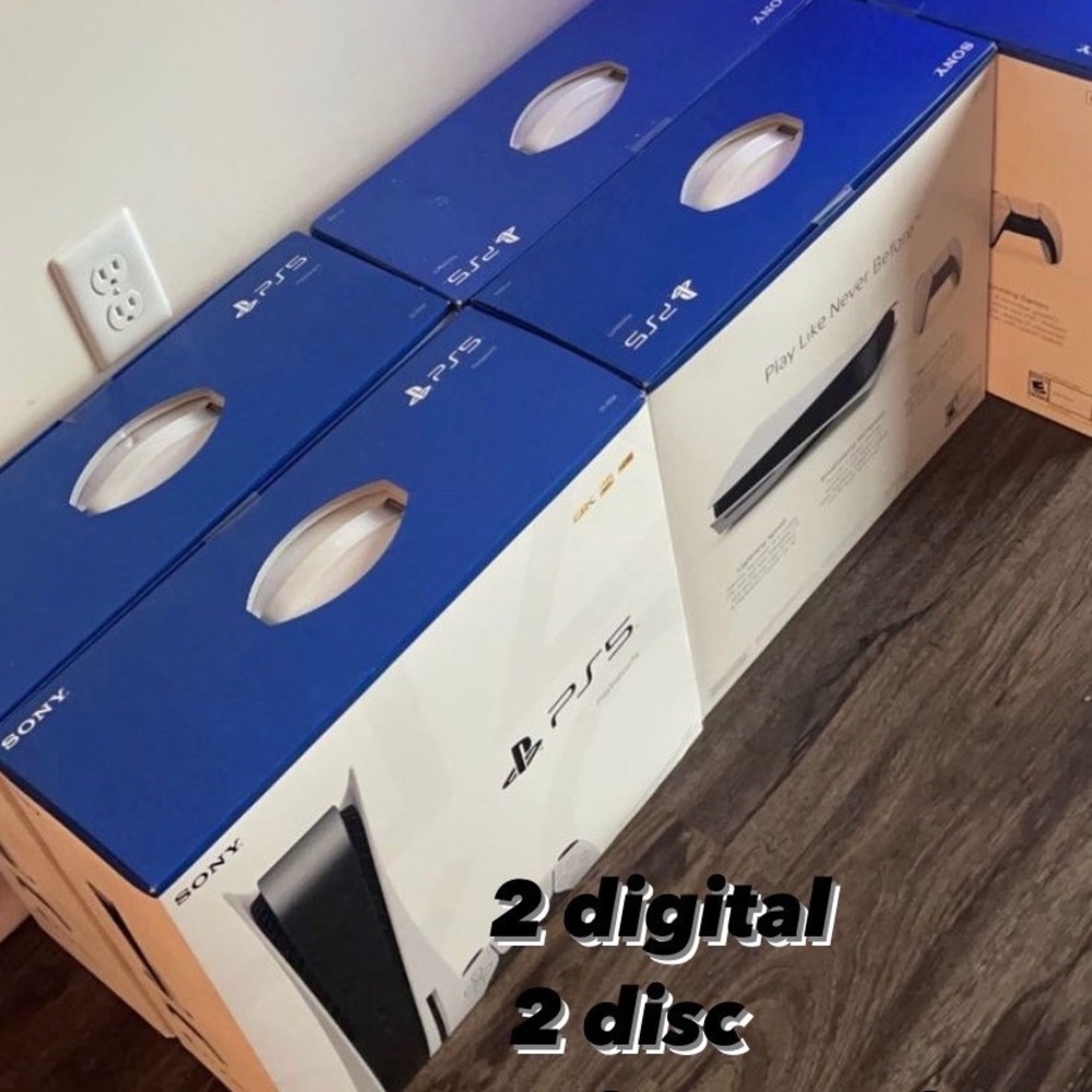 PS5 DIGITAL AND DISC